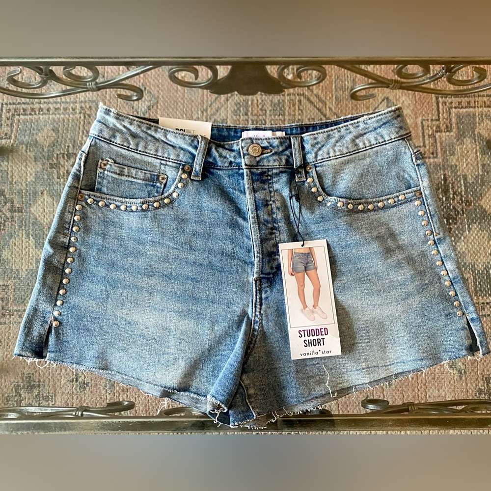 Vanilla Star Studded Jean Shorts Size 28